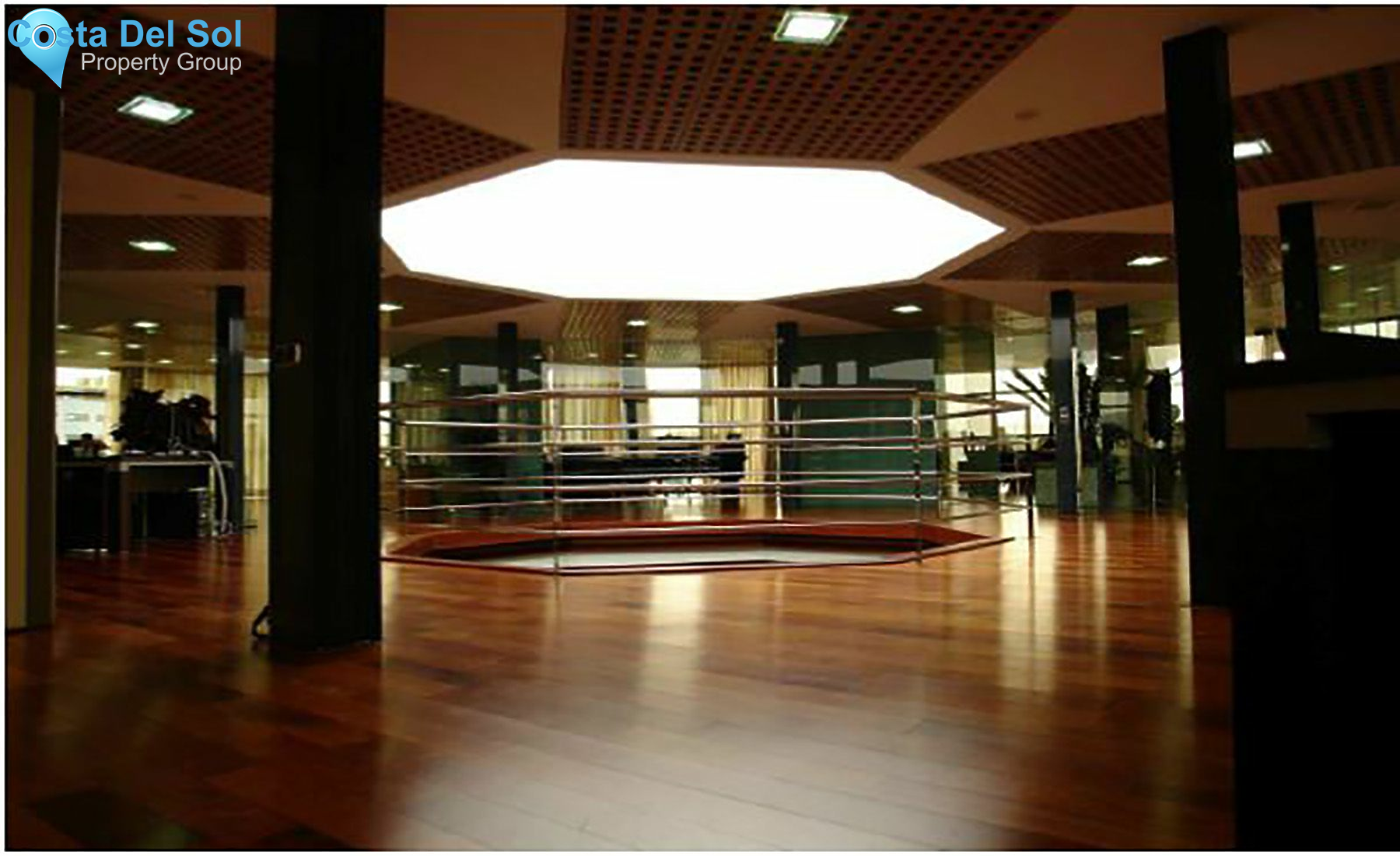 Apartment Complex in Polígonos-1432376