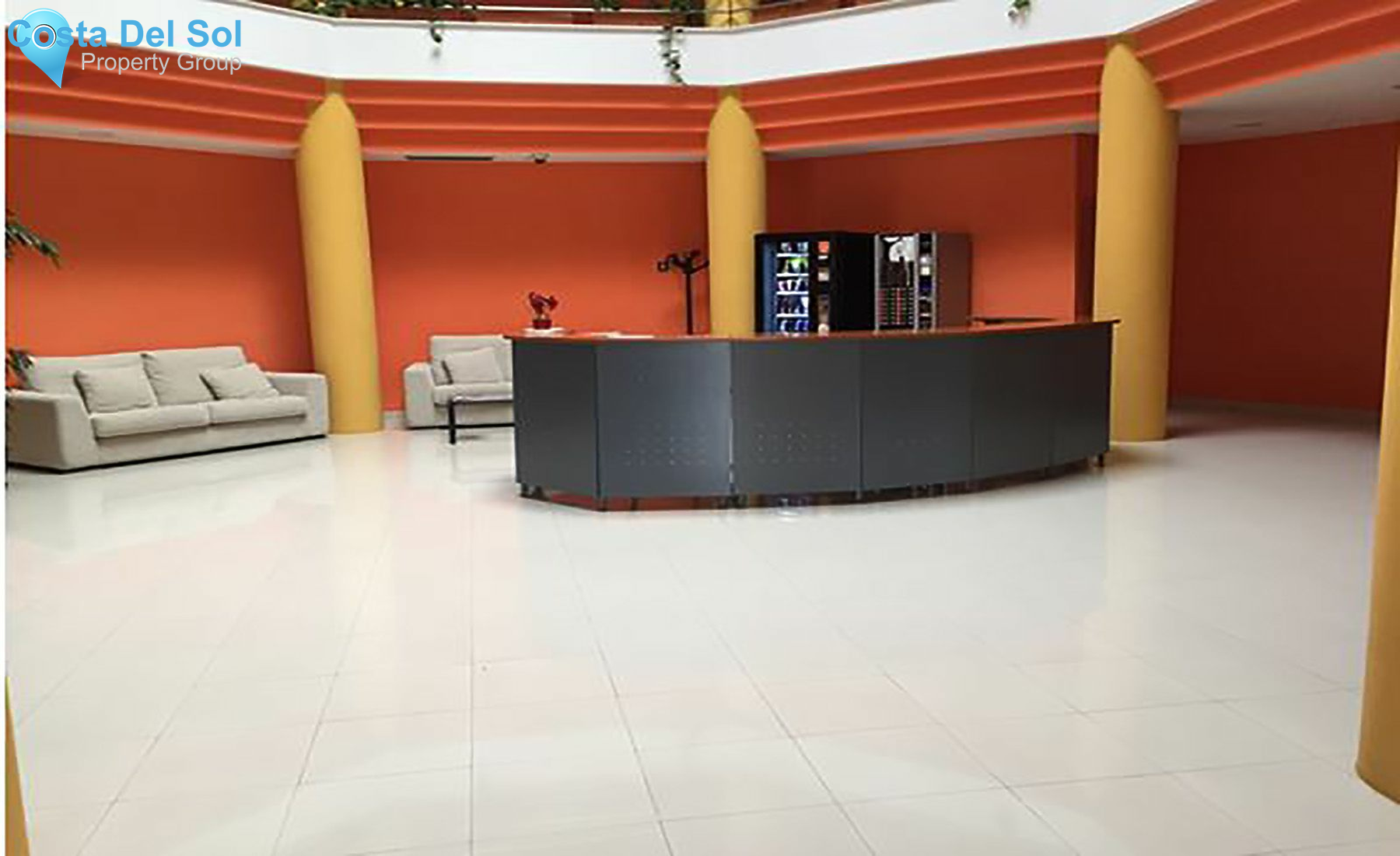 Apartment Complex in Polígonos-1432370