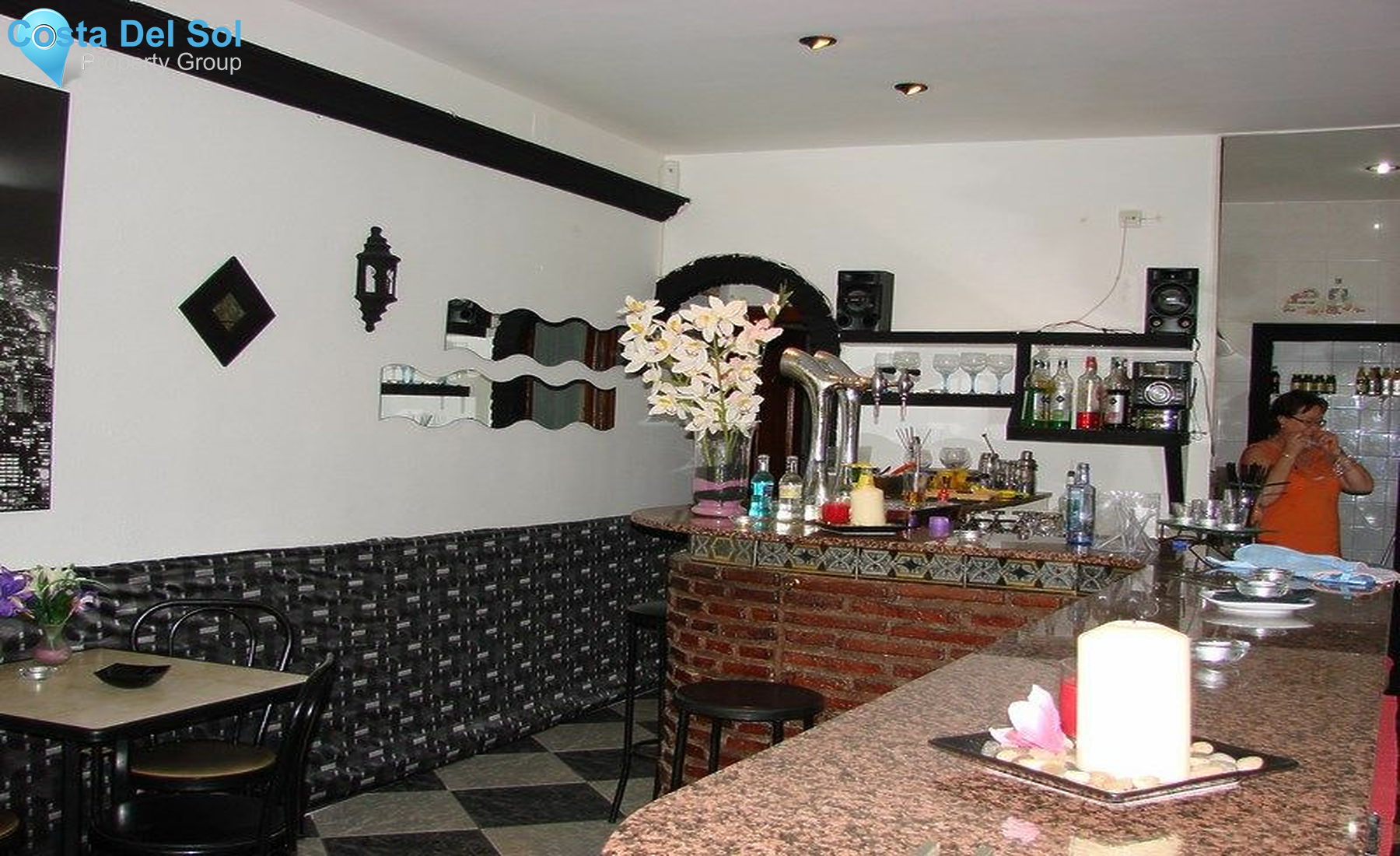 Bar in Marbesa-1197266