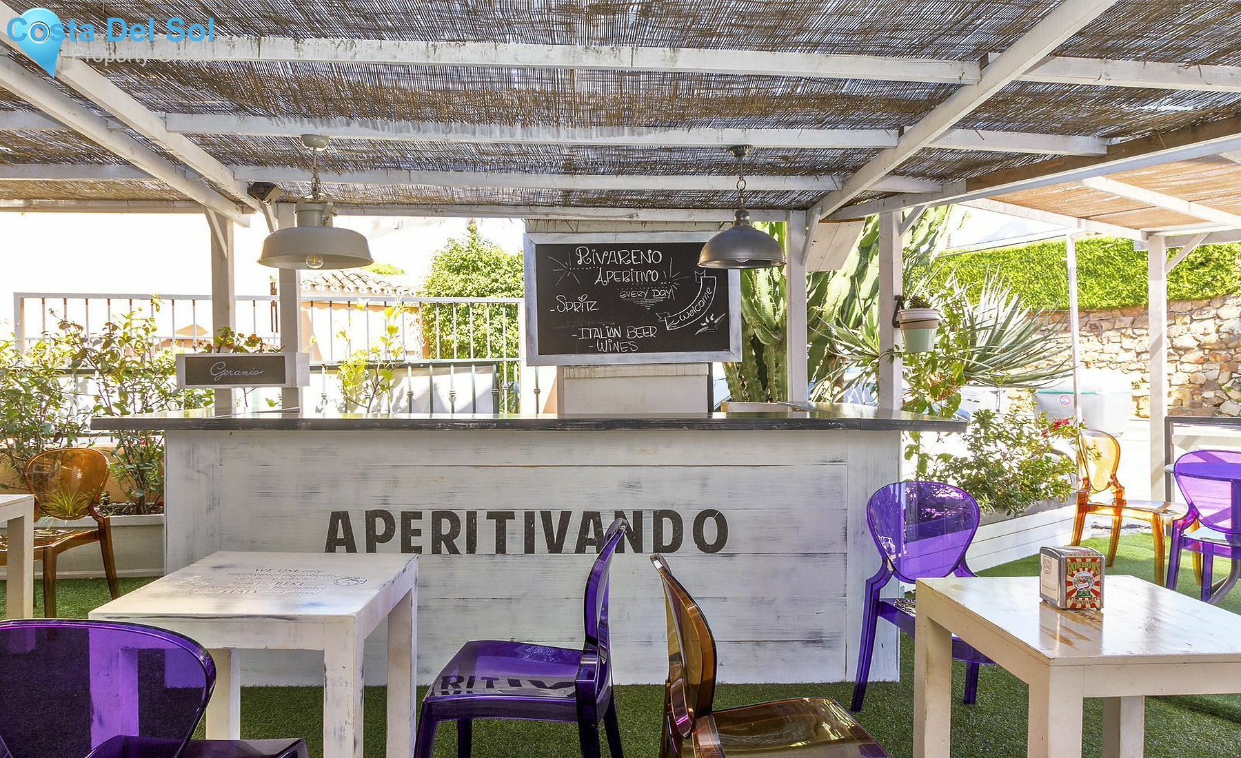 Bar in Nueva Andalucía-1552875
