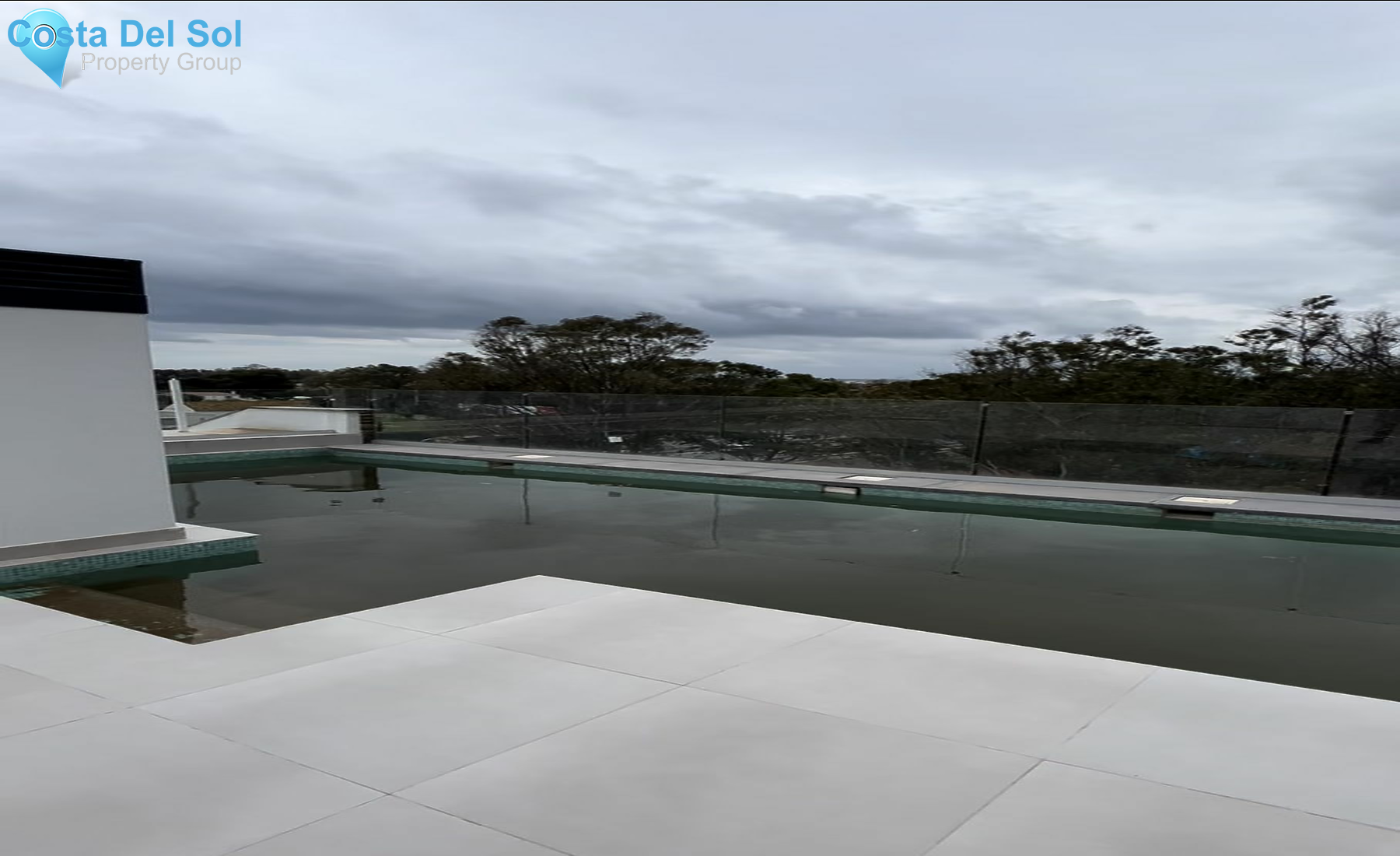 Business in Cancelada-1549701