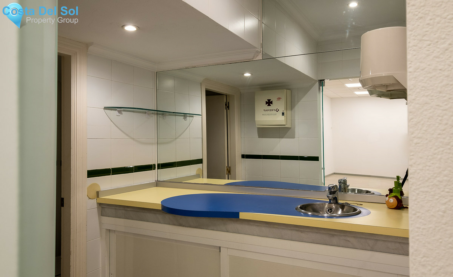 Business in Marbella-717182