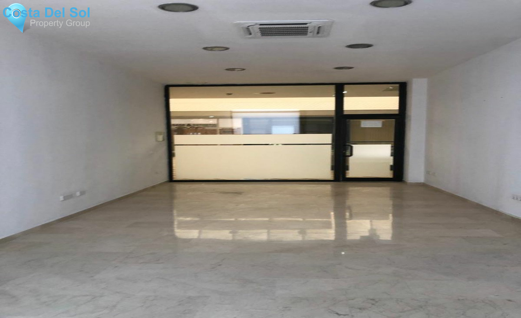 Business in Puerto Banús-1163623