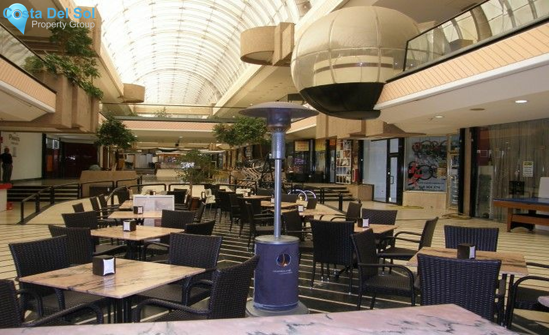 Business in Puerto Banús-1399598