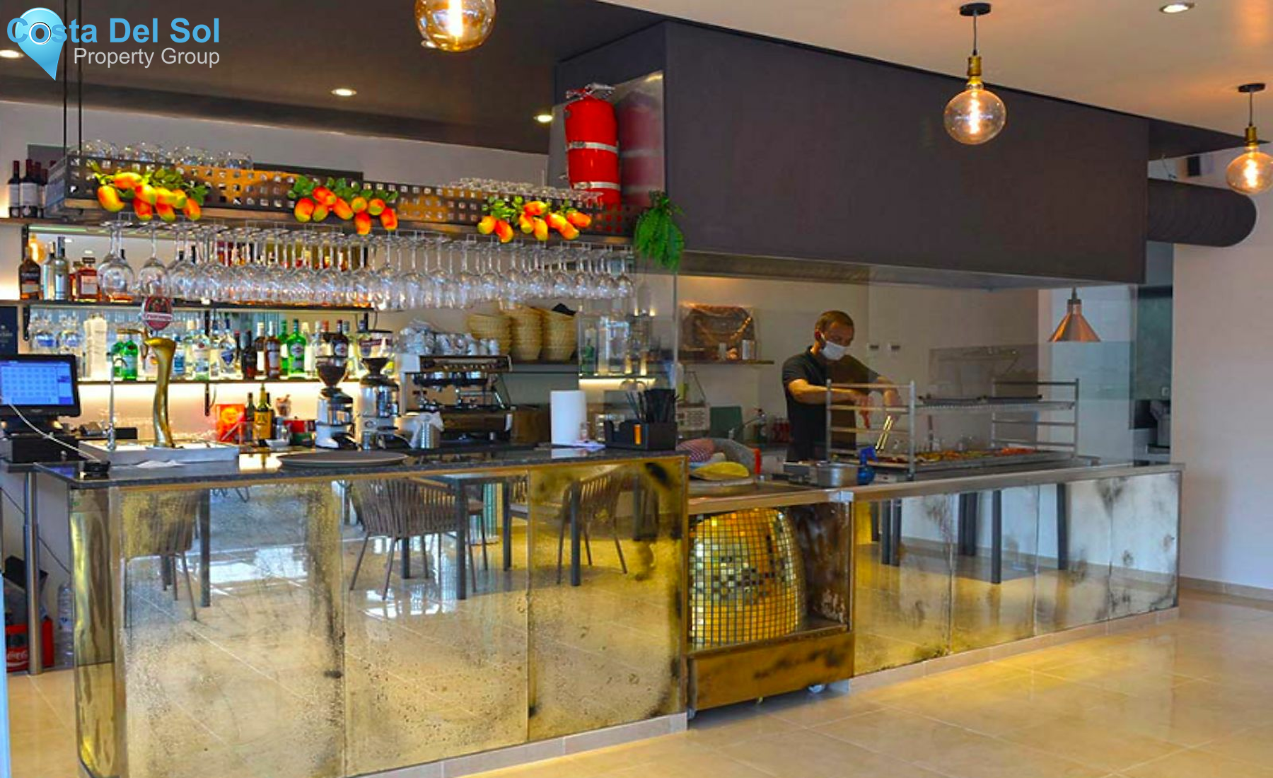 Business in Puerto Banús-1400462