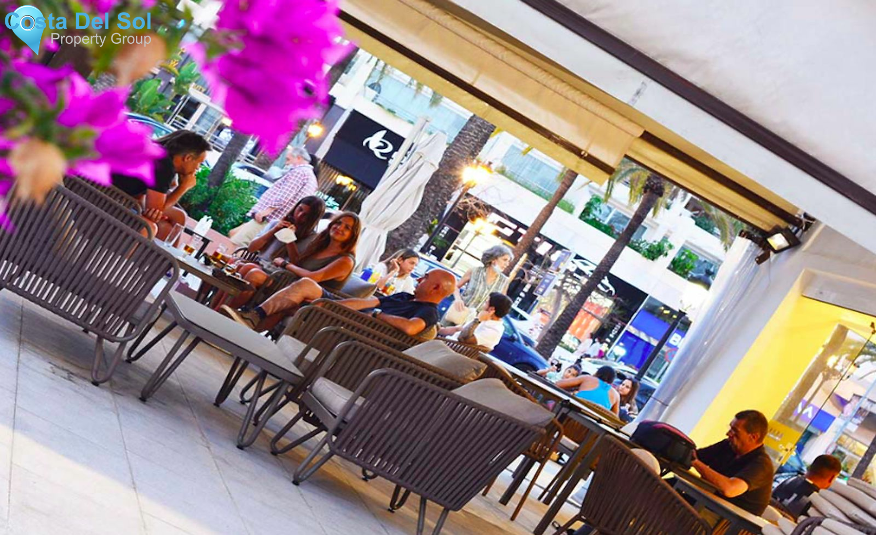 Business in Puerto Banús-1400463