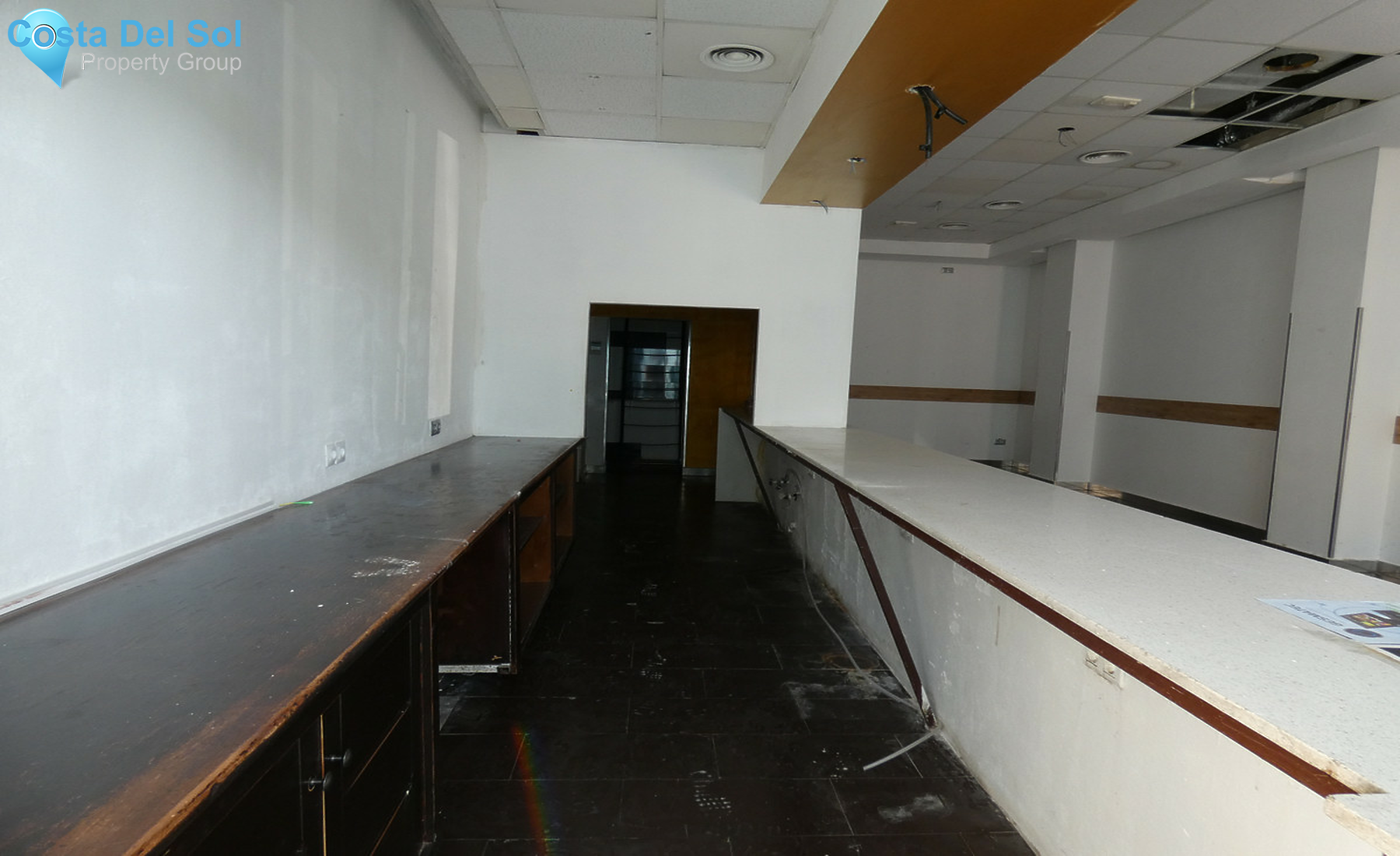 Commercial in Alhaurín el Grande-1348799