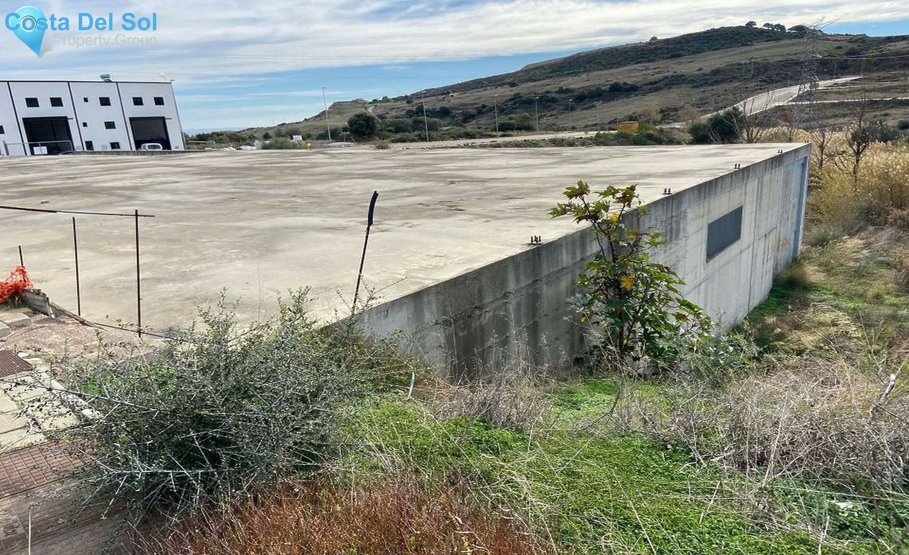 Commercial in Casares-1406495