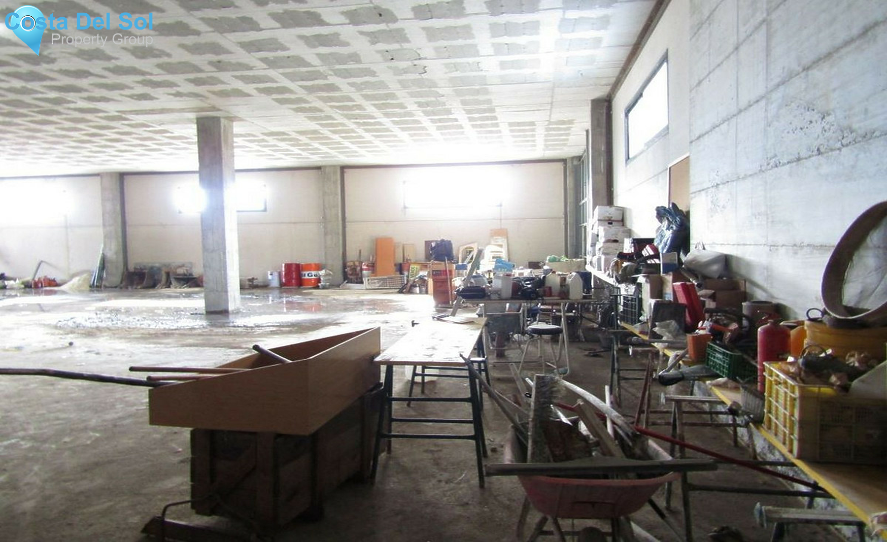 Commercial in Casares-1406501