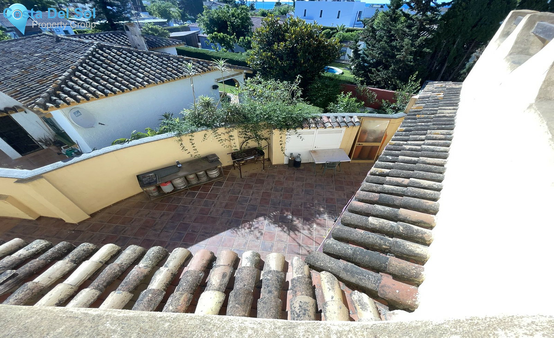 Commercial in El Paraiso-1249873