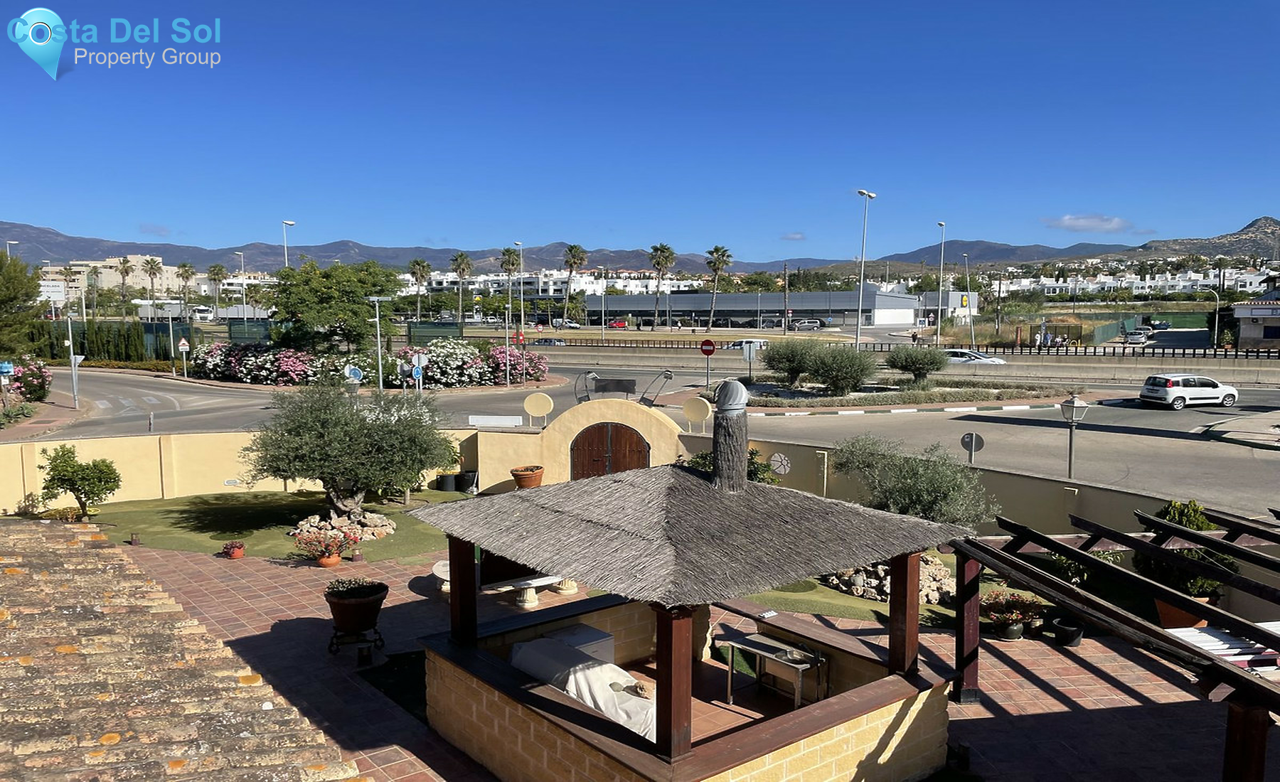 Commercial in El Paraiso-1249874