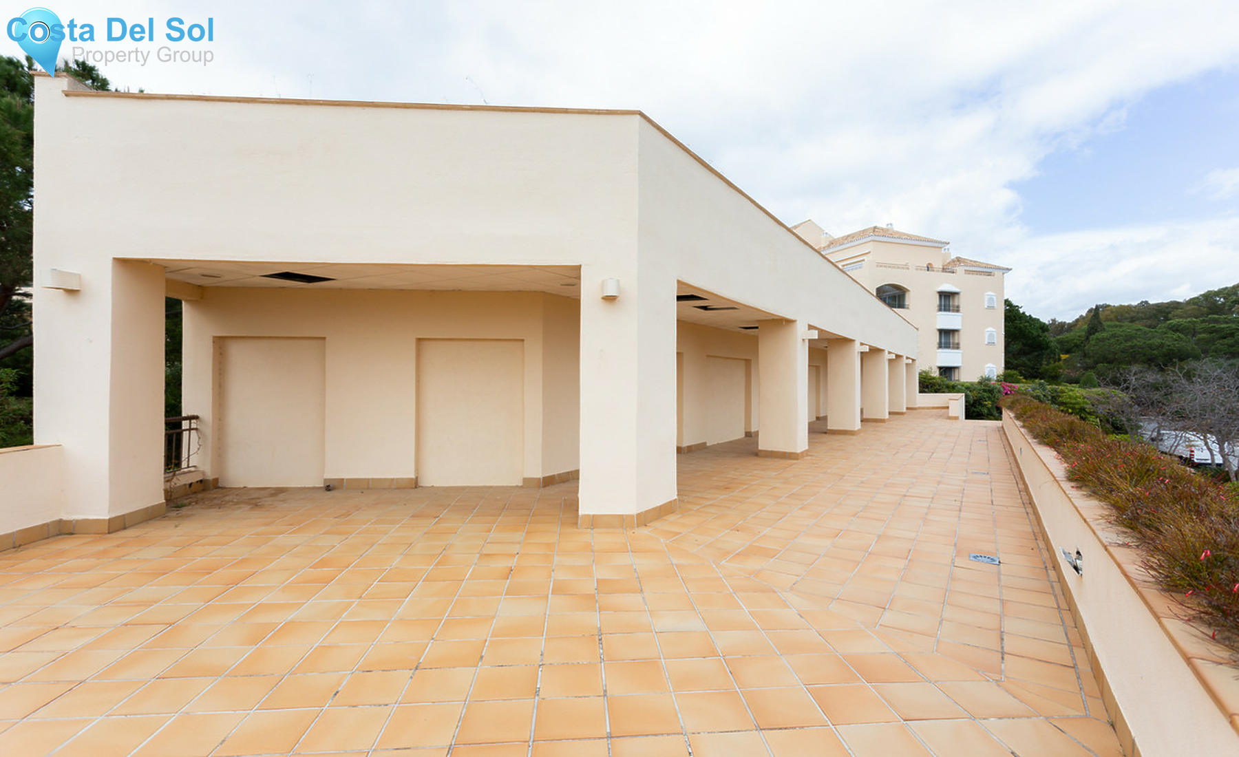Commercial in Elviria-1331960