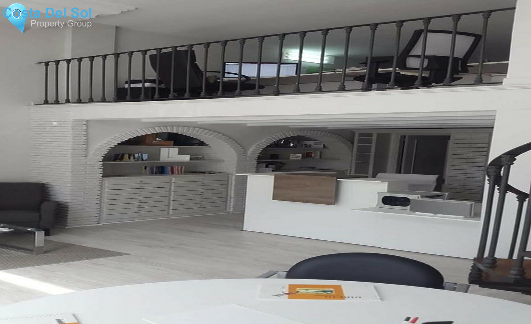 Commercial in Estepona-1322689