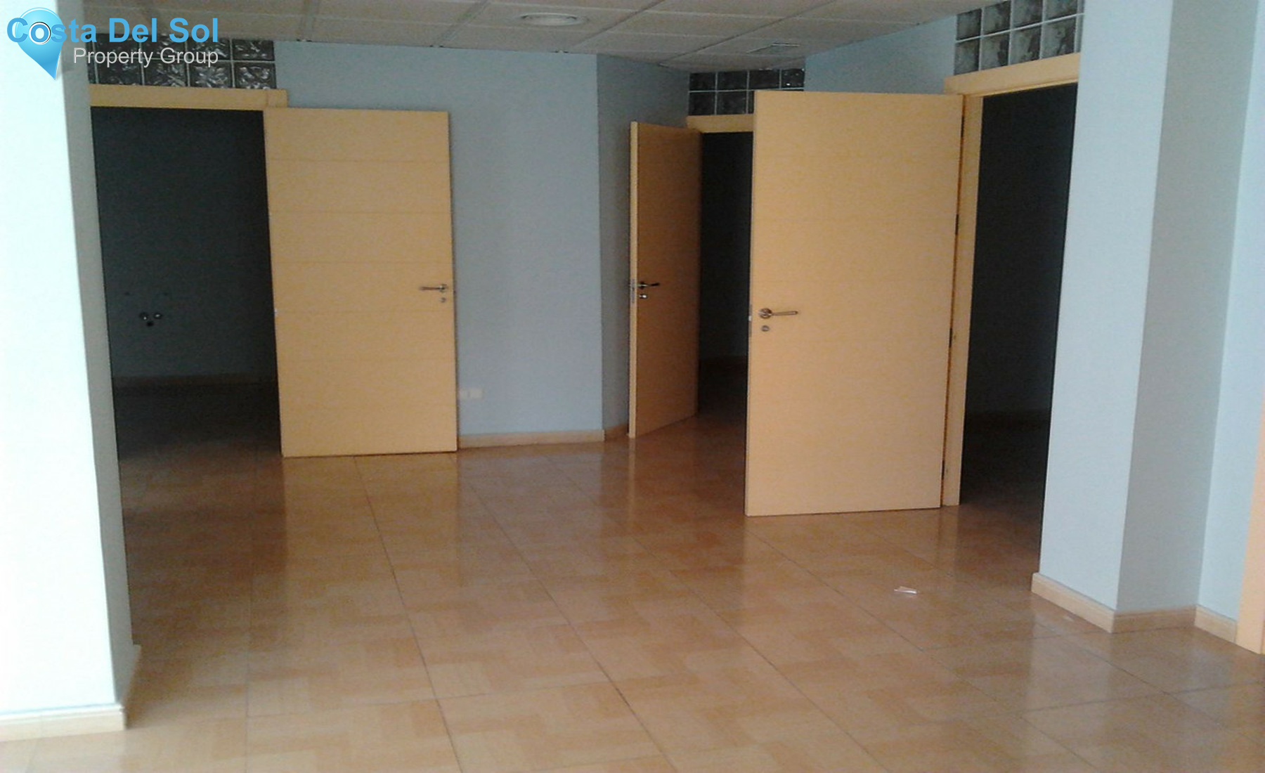 Commercial in Estepona-1357193