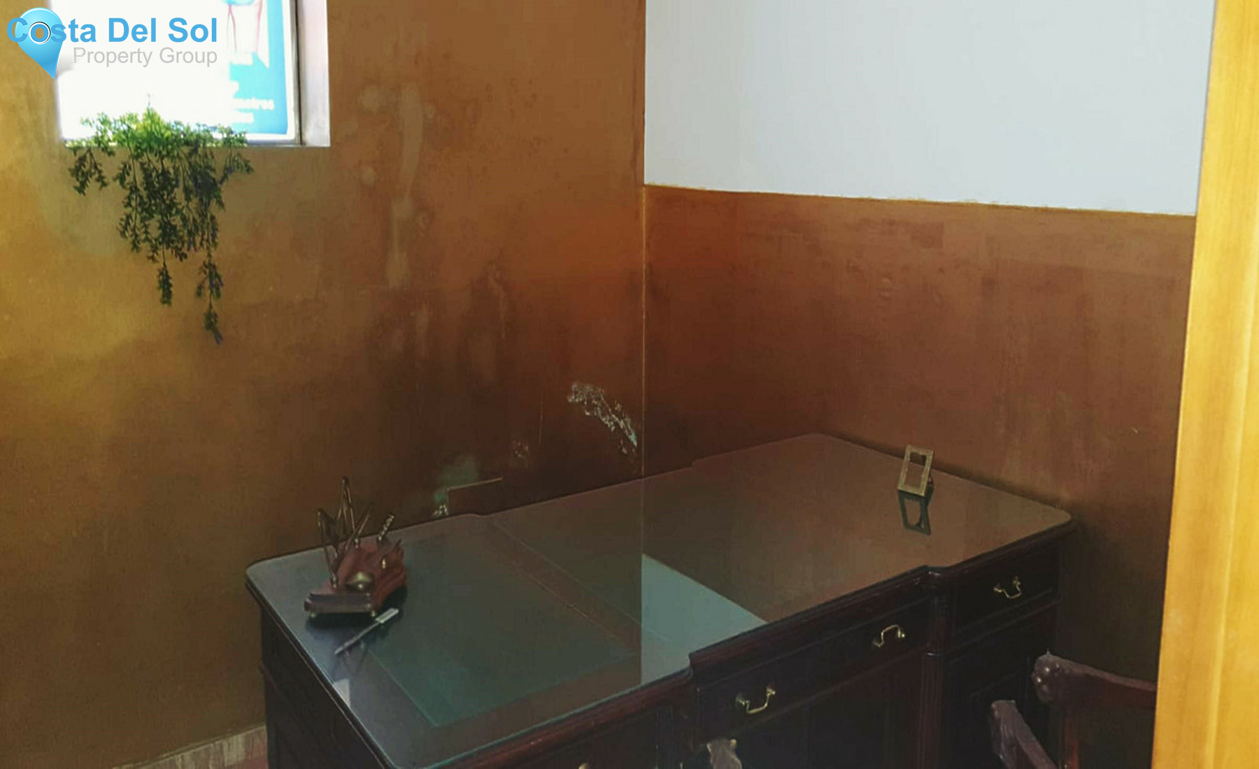 Commercial in Estepona-1359391