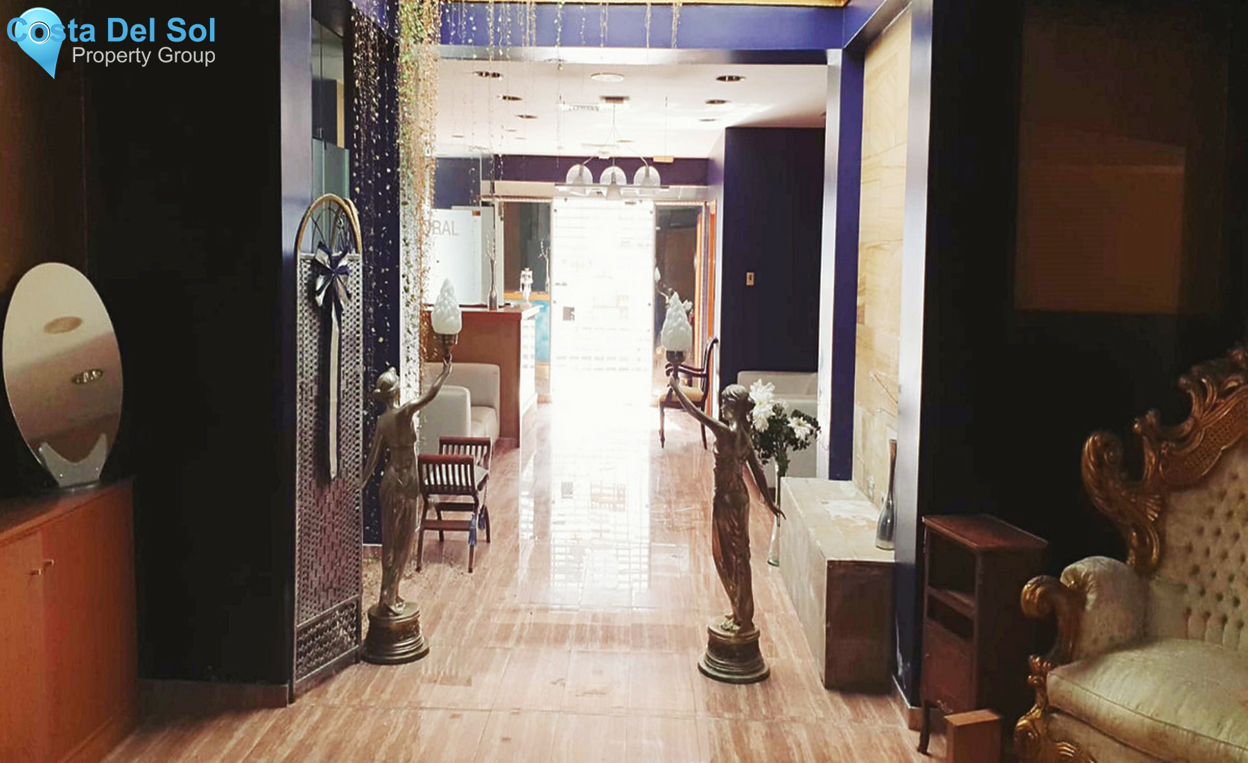 Commercial in Estepona-1359379