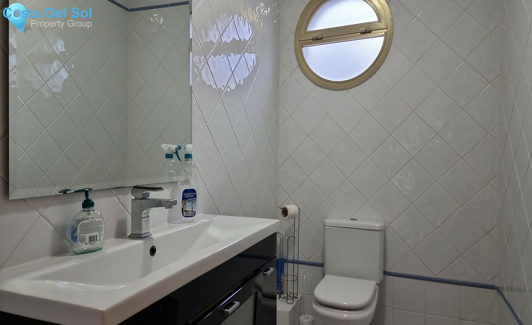 Commercial in Estepona-1525146