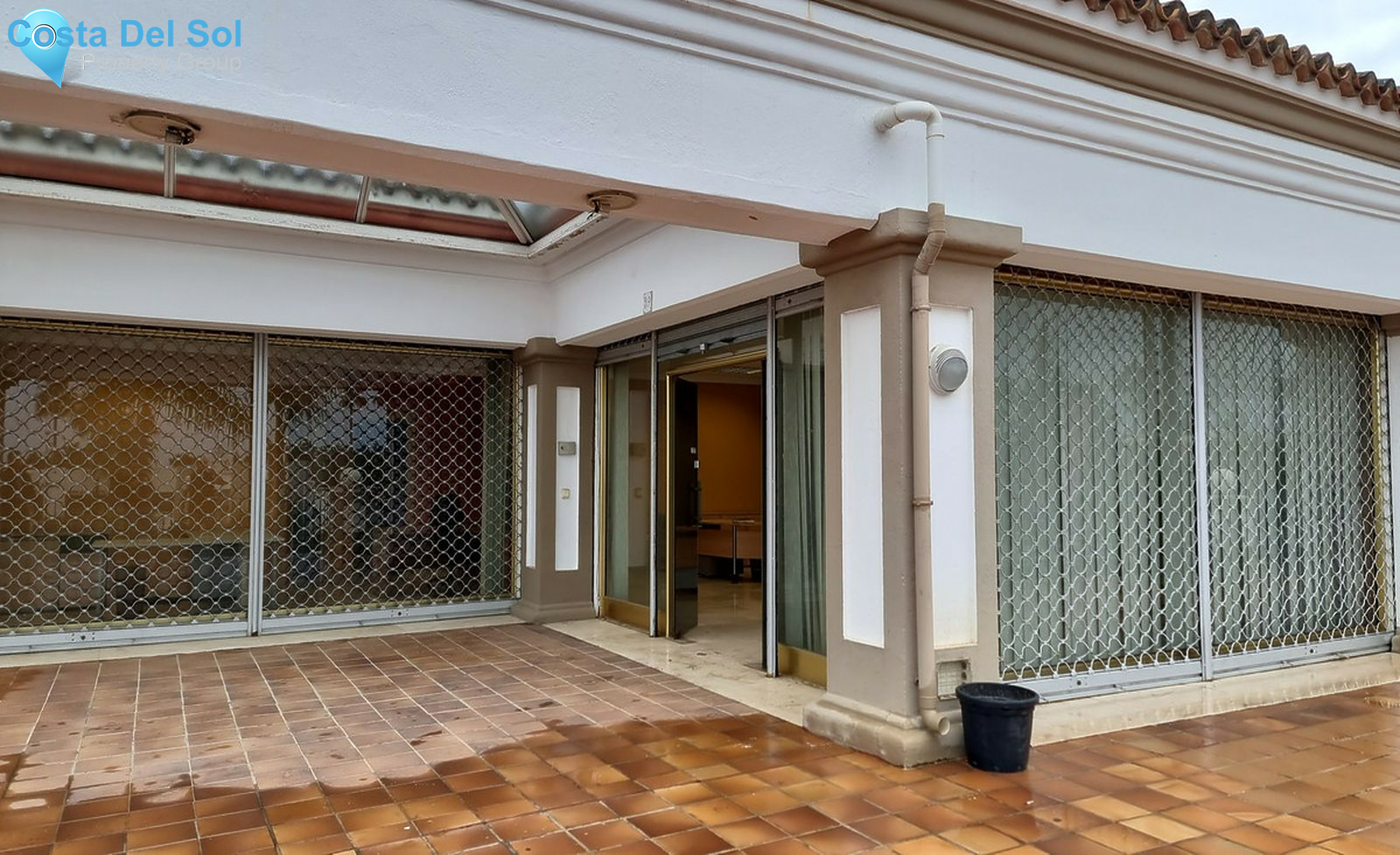 Commercial in Estepona-1525147