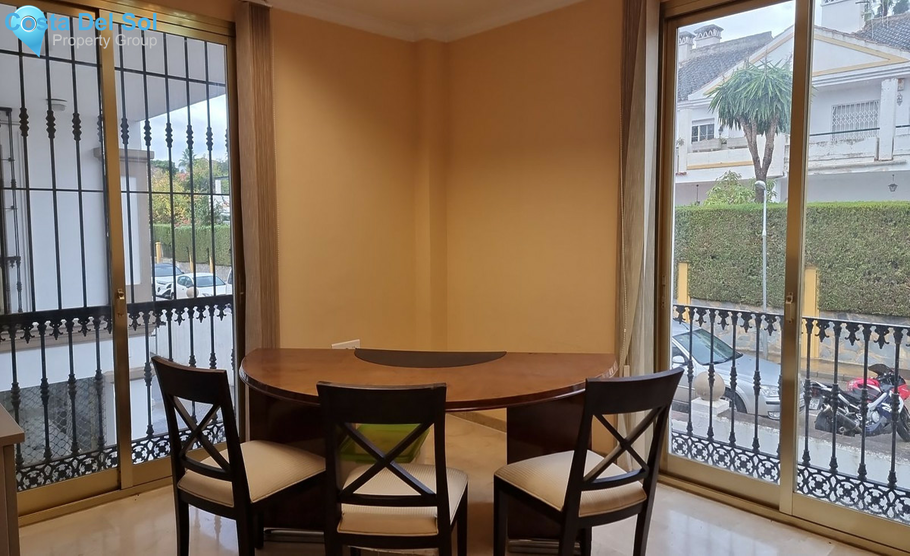 Commercial in Estepona-1525141