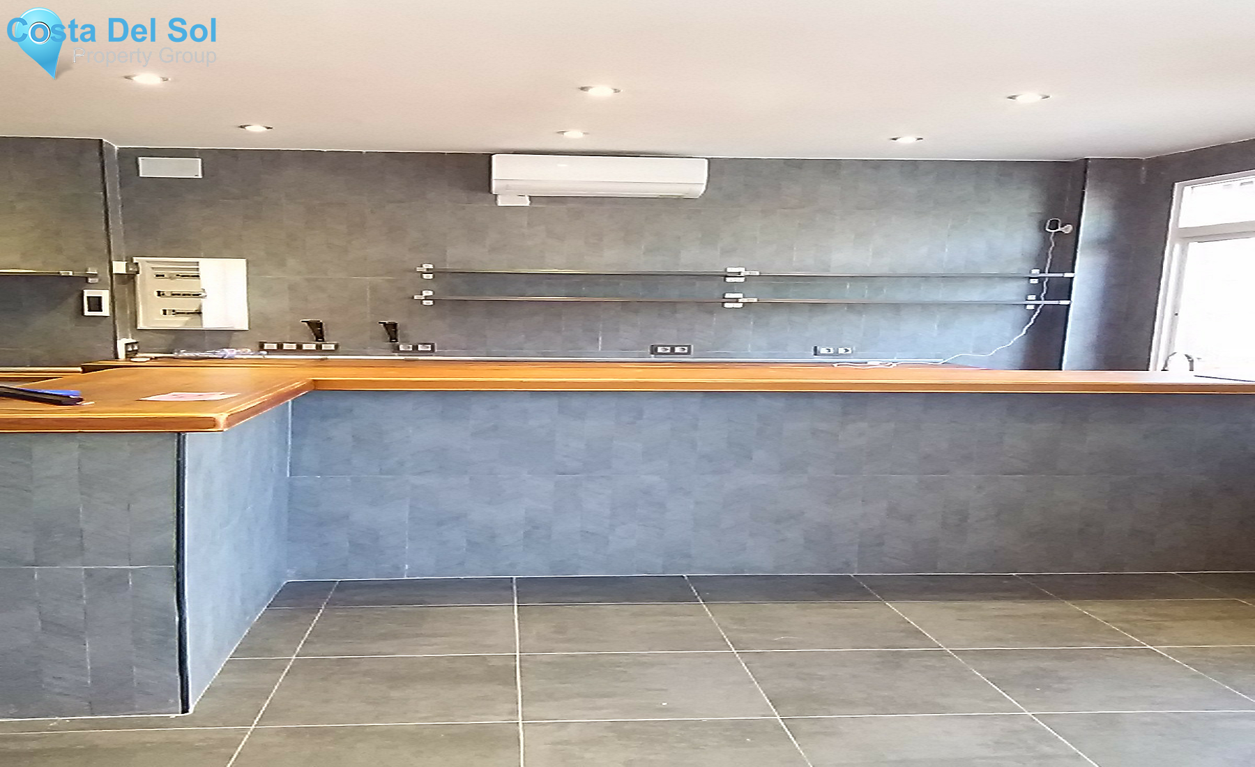 Commercial in Fuengirola-1305650