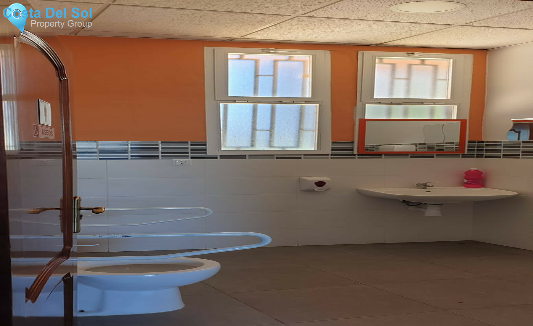 Commercial in Málaga-1285865