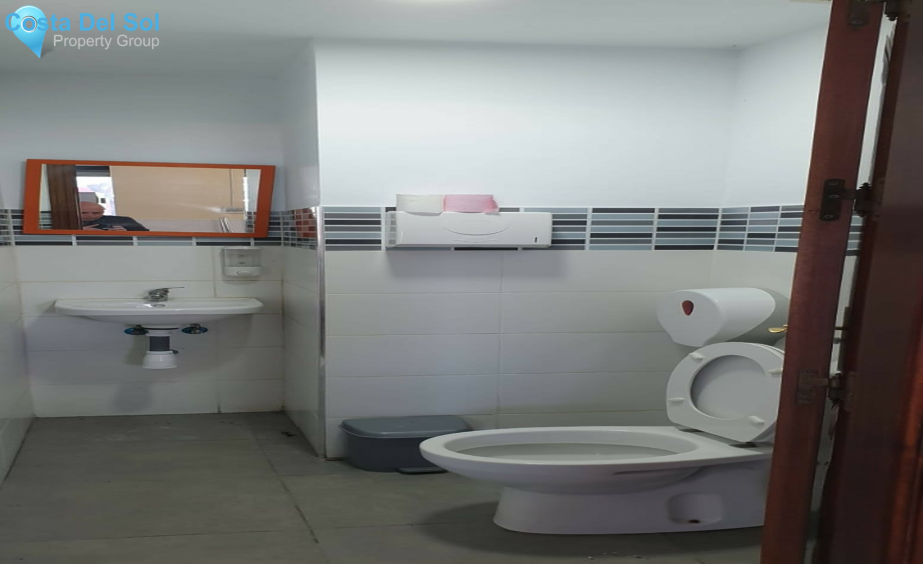 Commercial in Málaga-1285866