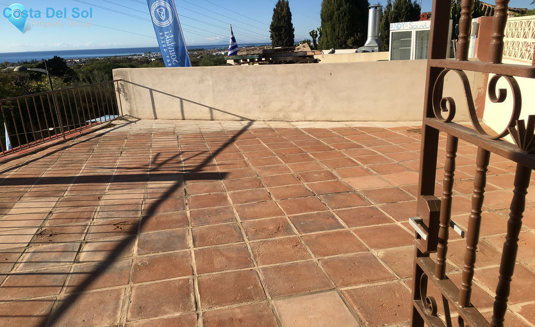 Commercial in Nueva Andalucía-1331474