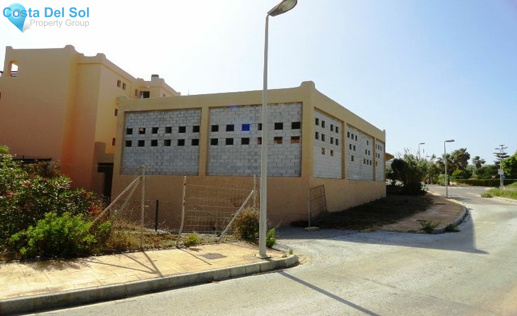 Commercial Premises in Casares Playa-1198213