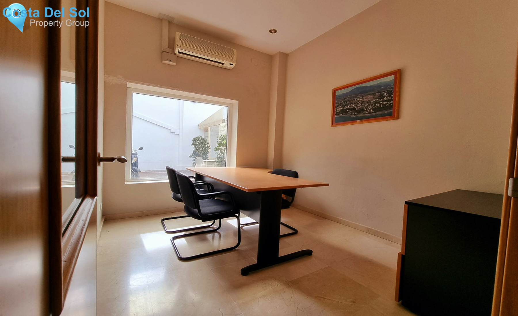 Commercial Premises in Estepona-1290993