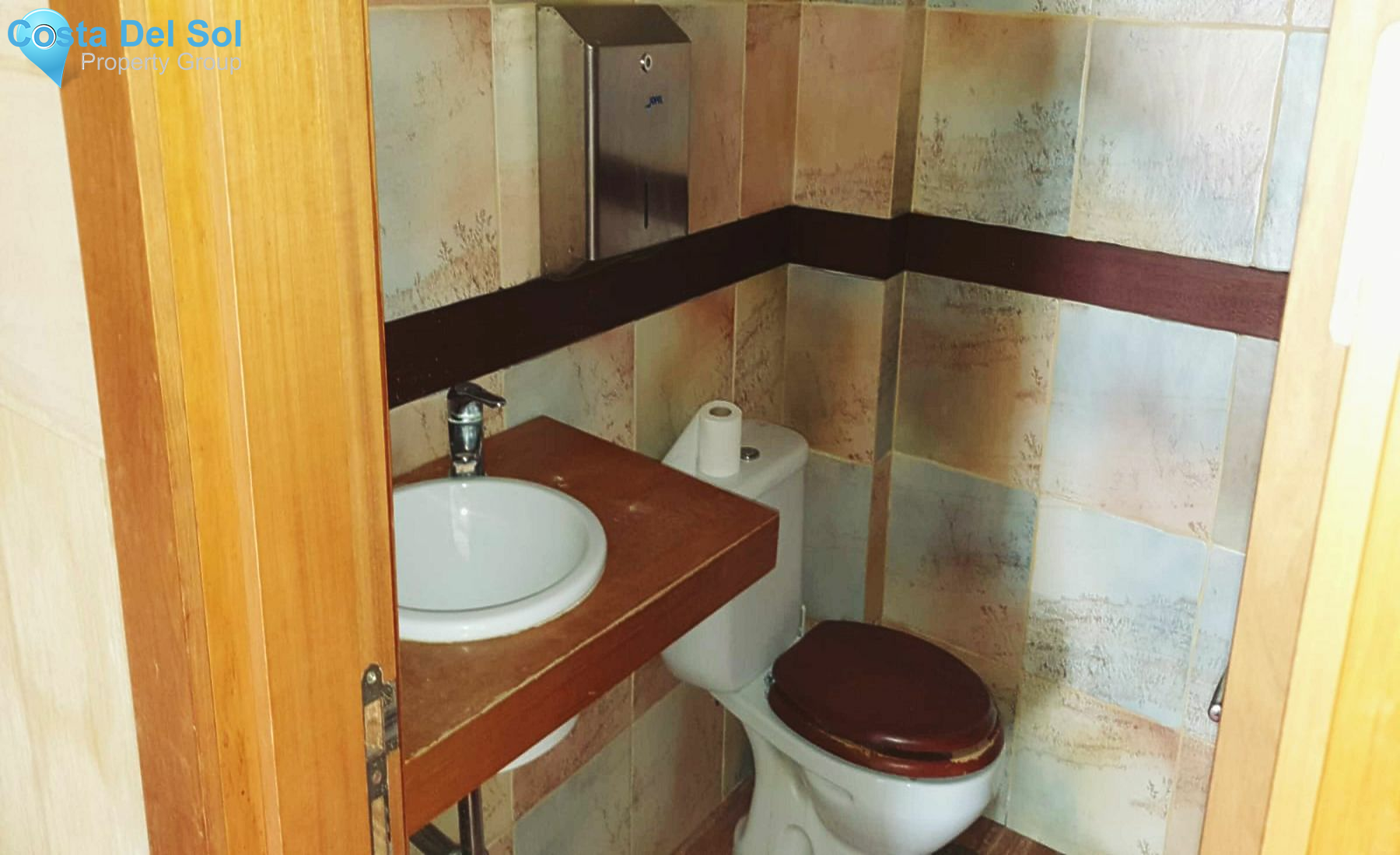 Commercial Premises in Estepona-1223845