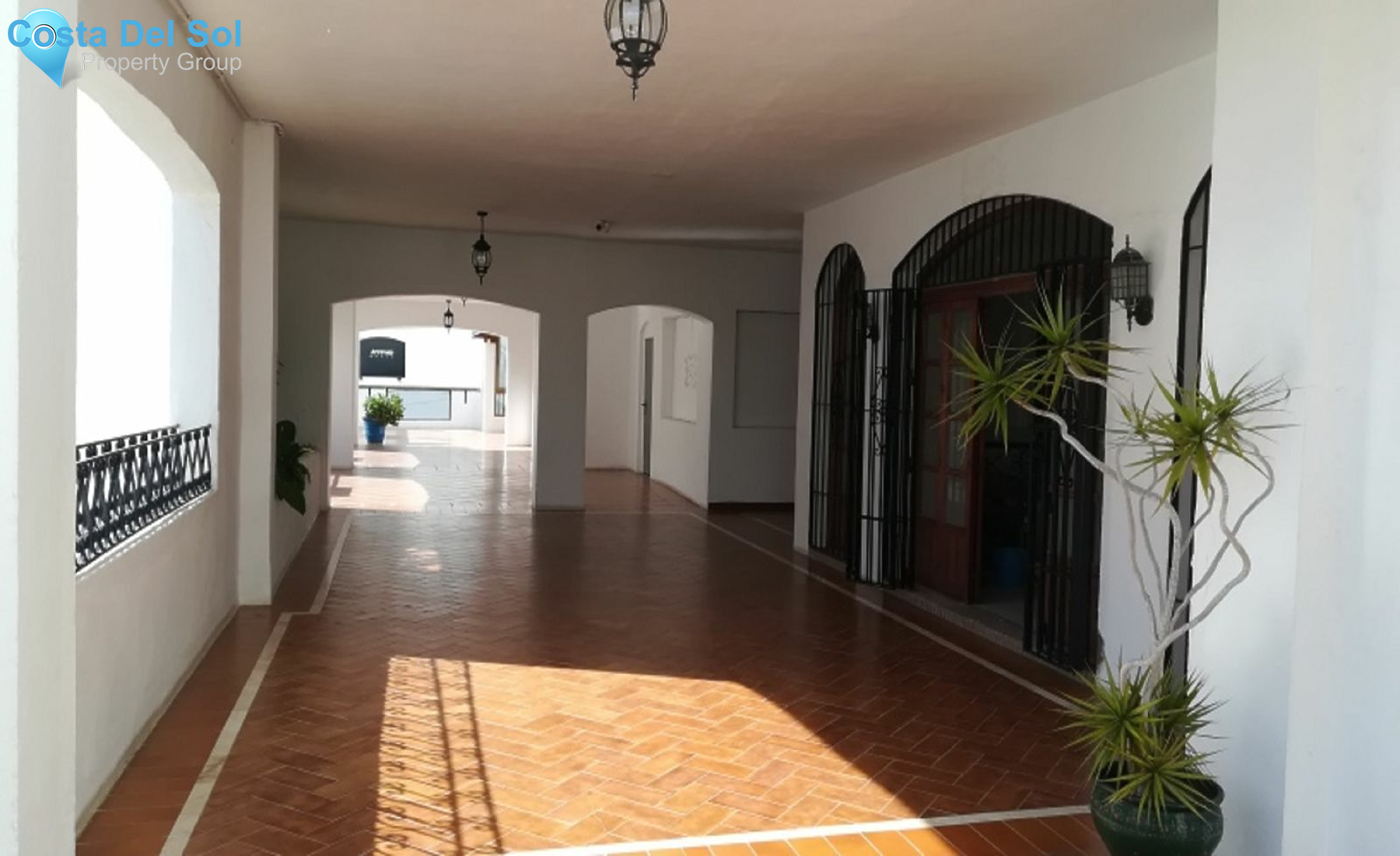 Commercial Premises in Puerto Banús-1490788