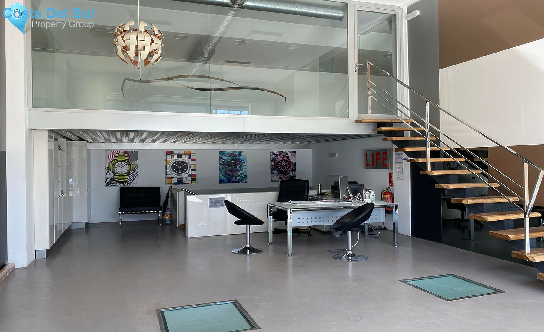 Commercial in Puerto Banús-1282388