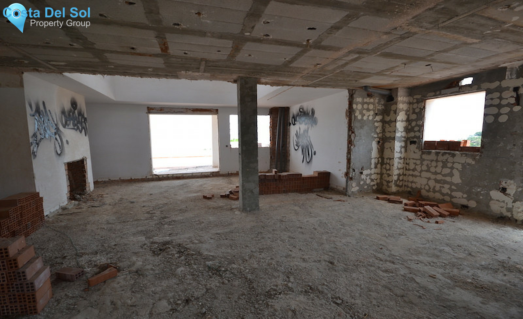 Commercial in Puerto Banús-1322911