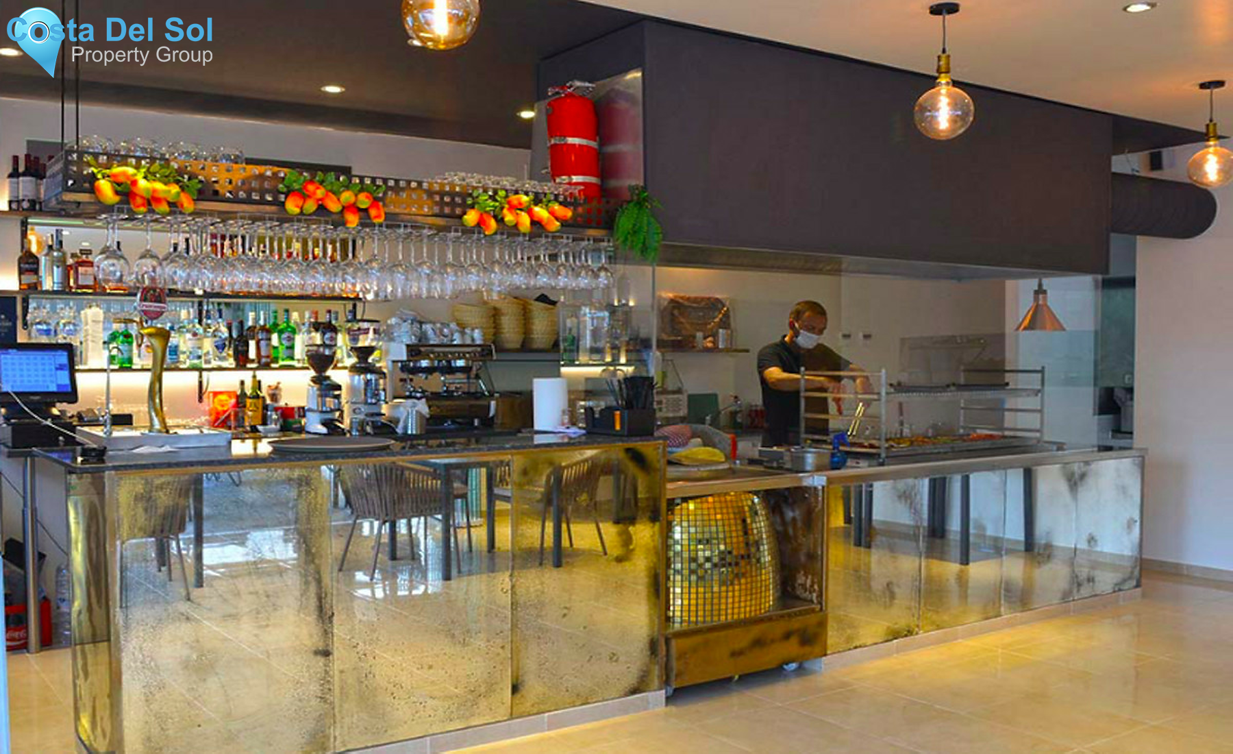 Commercial in Puerto Banús-1333971