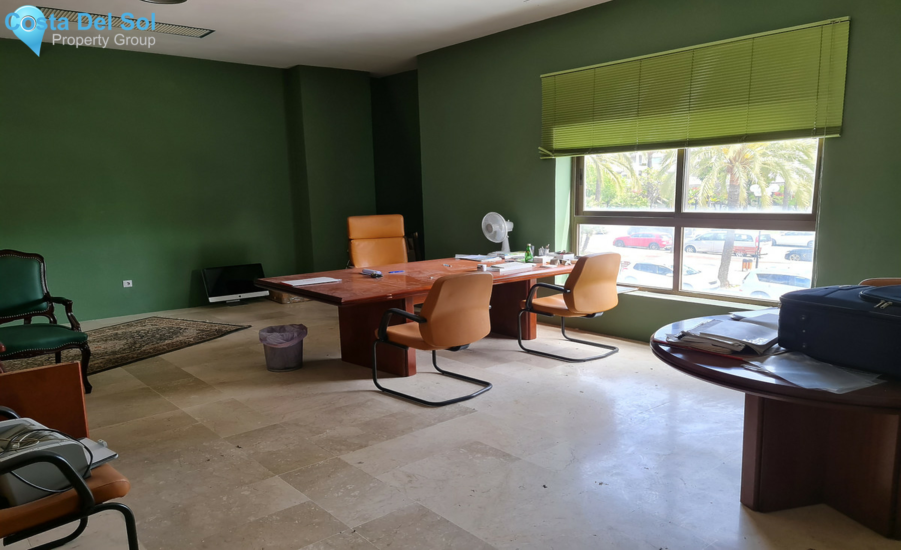 Commercial in Puerto Banús-1351708