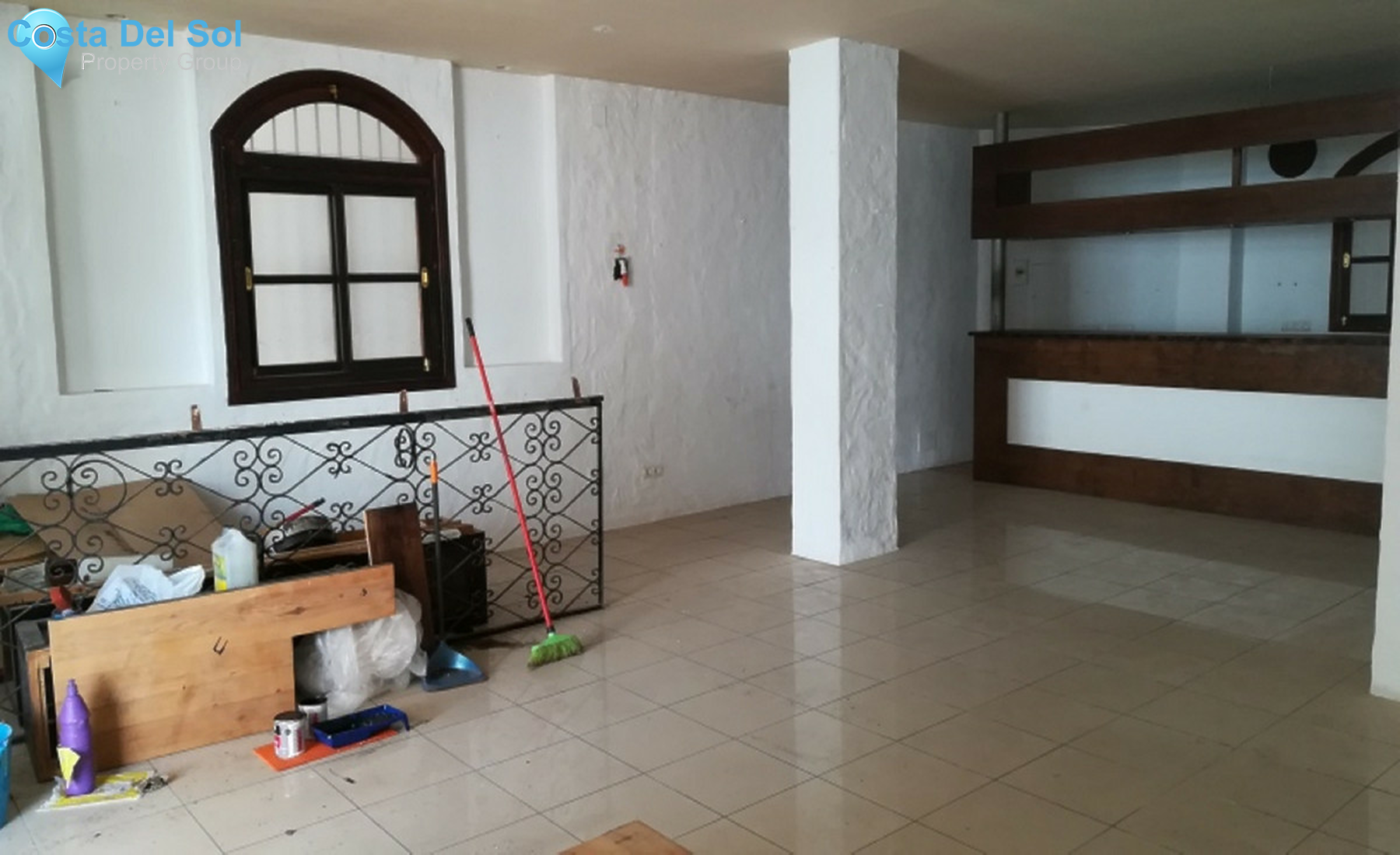 Commercial in Puerto Banús-1355288