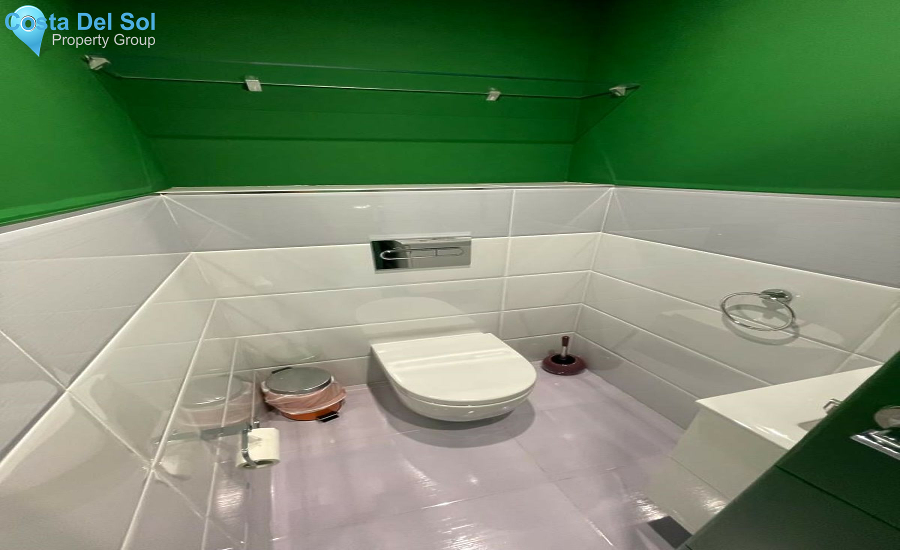 Commercial in Puerto Banús-1406558