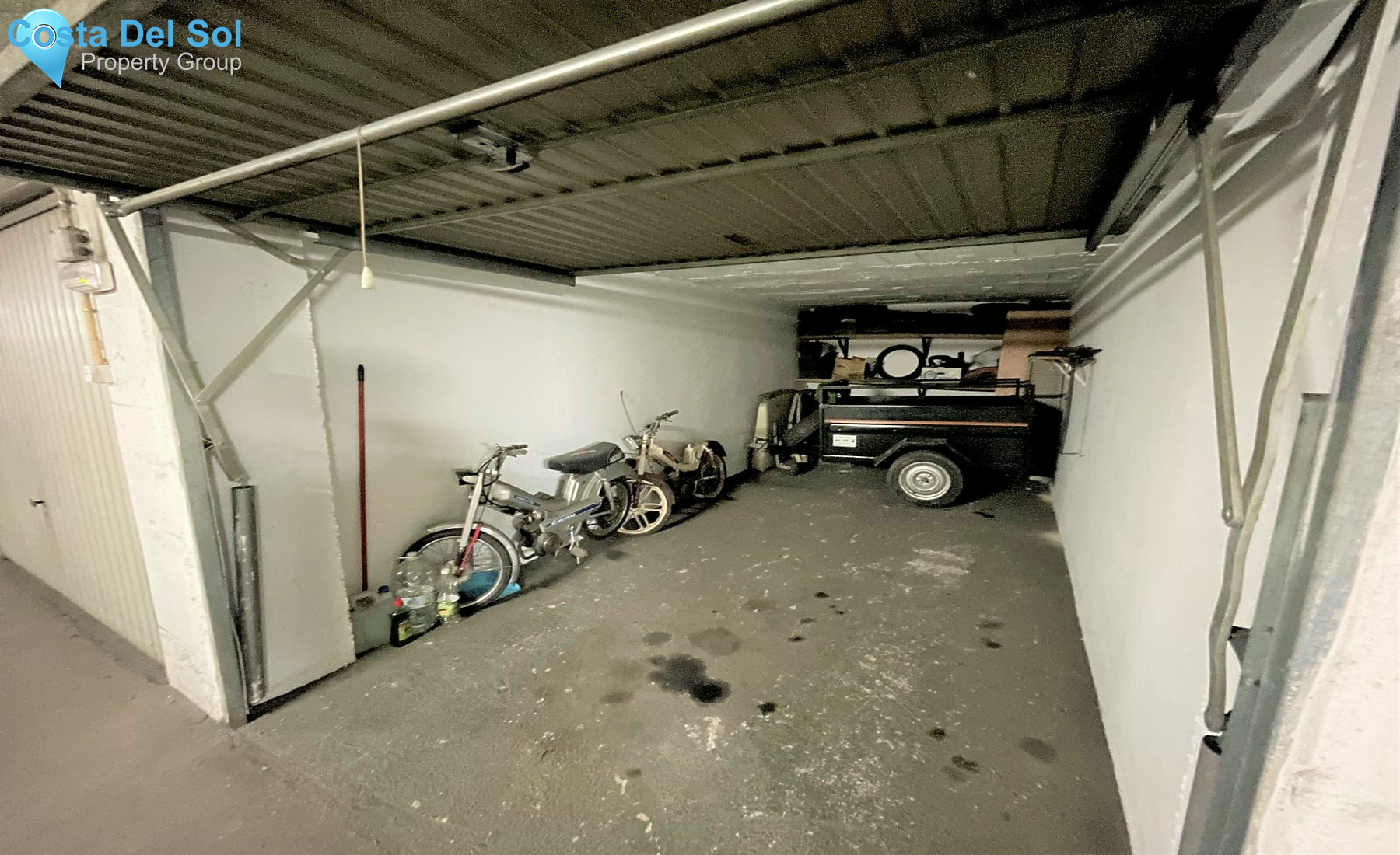 Garage in Coín