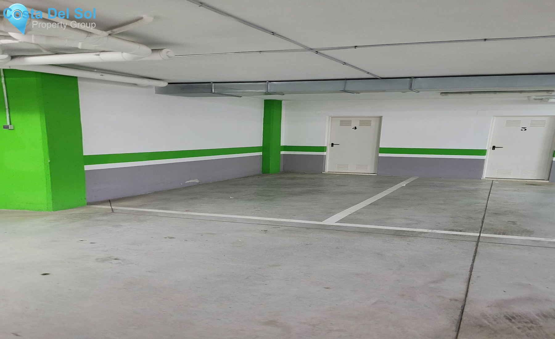 Garage in La Cala de Mijas-1487689