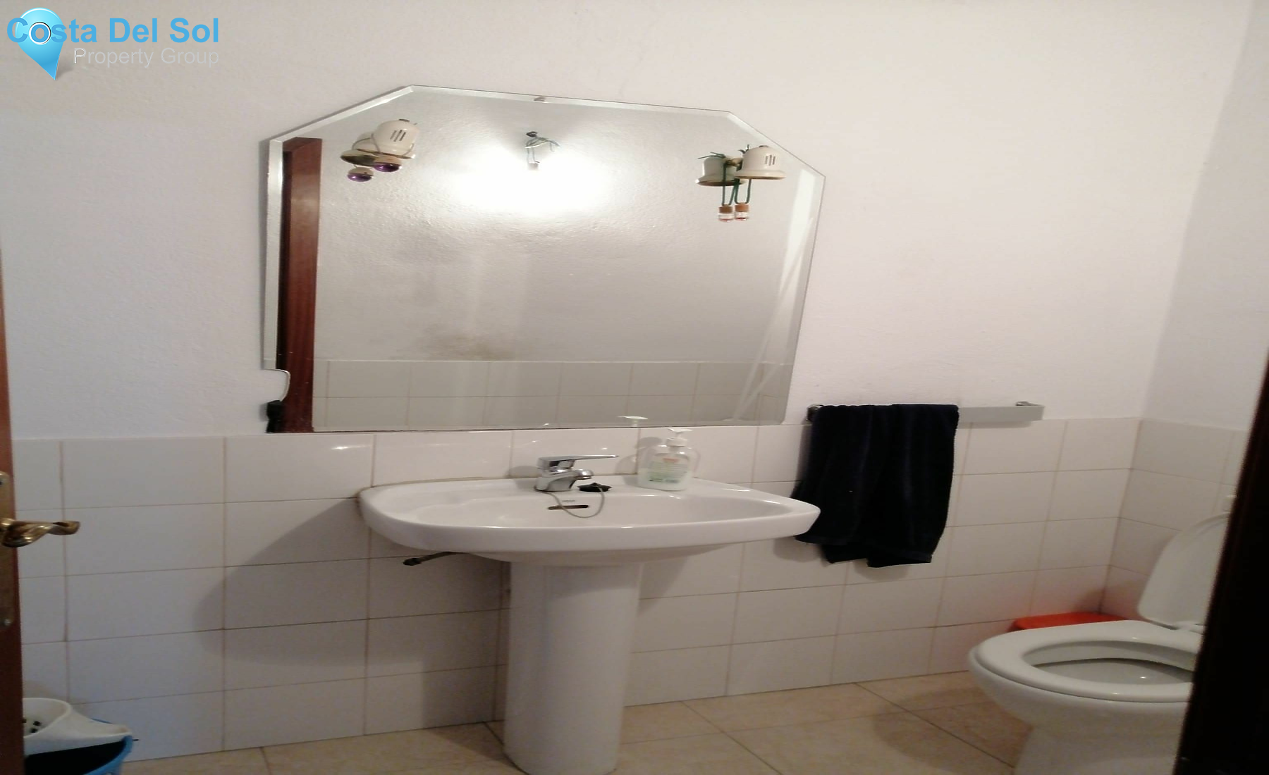 Garage in Marbella-1140631