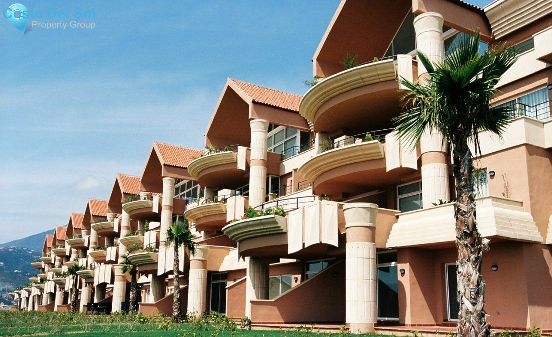 Garage in Nueva Andalucía-1195101