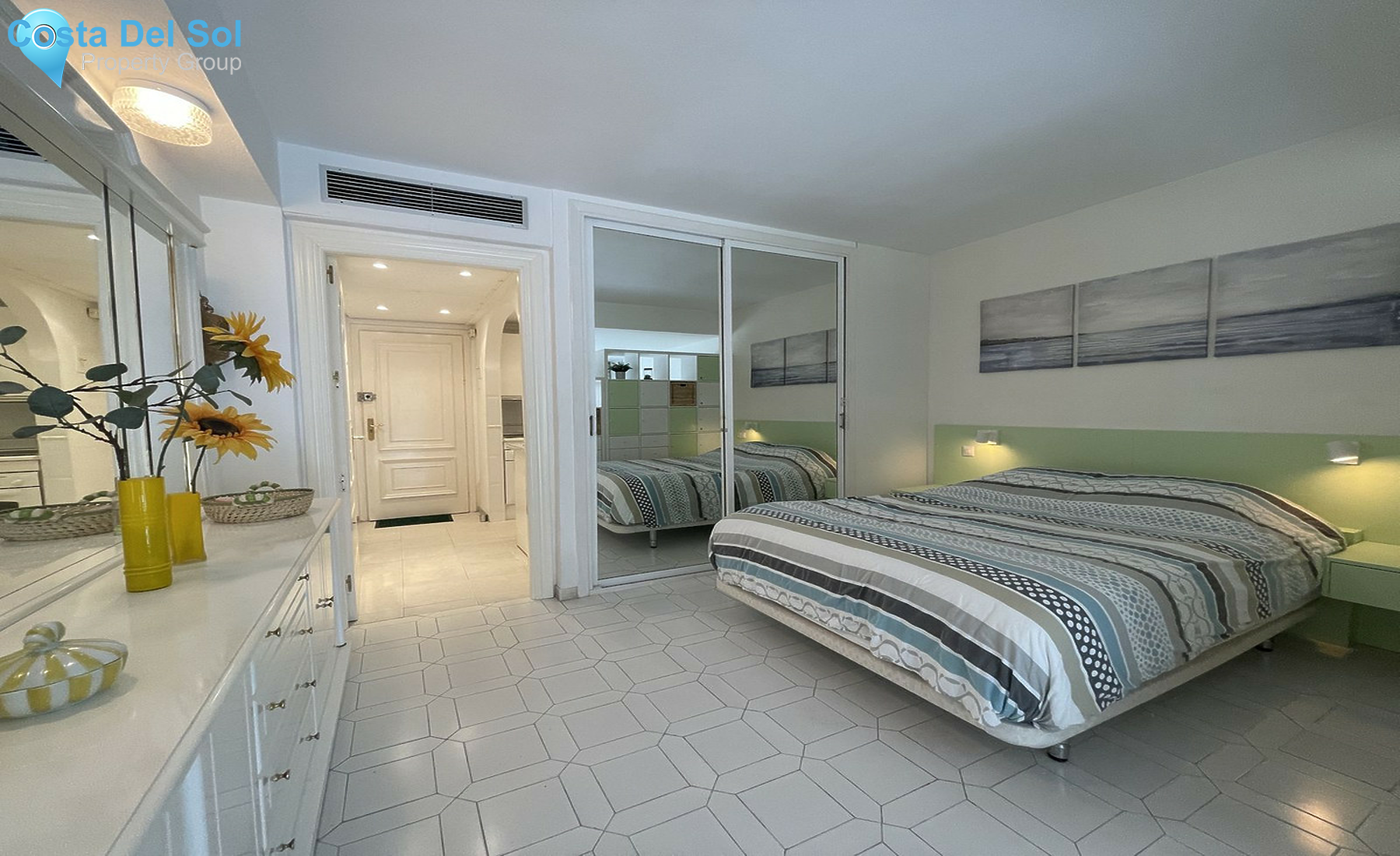 Ground Floor Studio in Miraflores-1405328