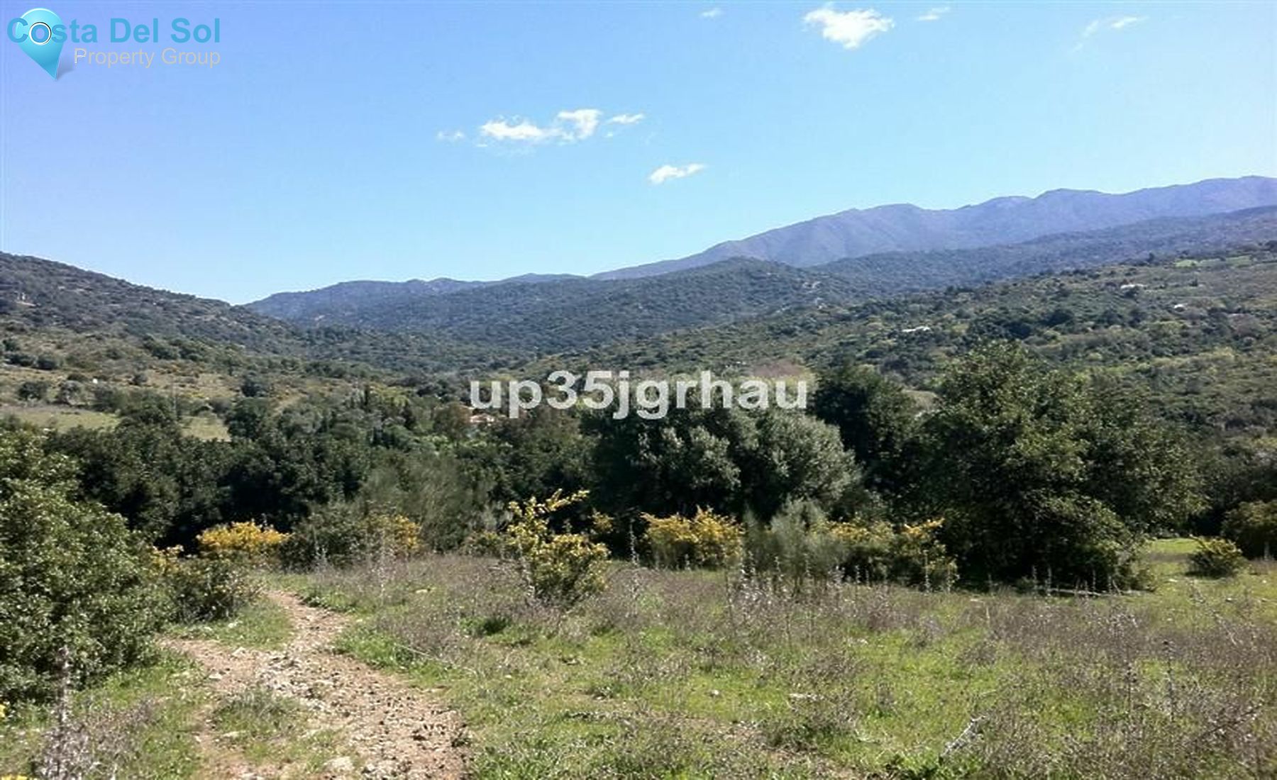 Land in Casares