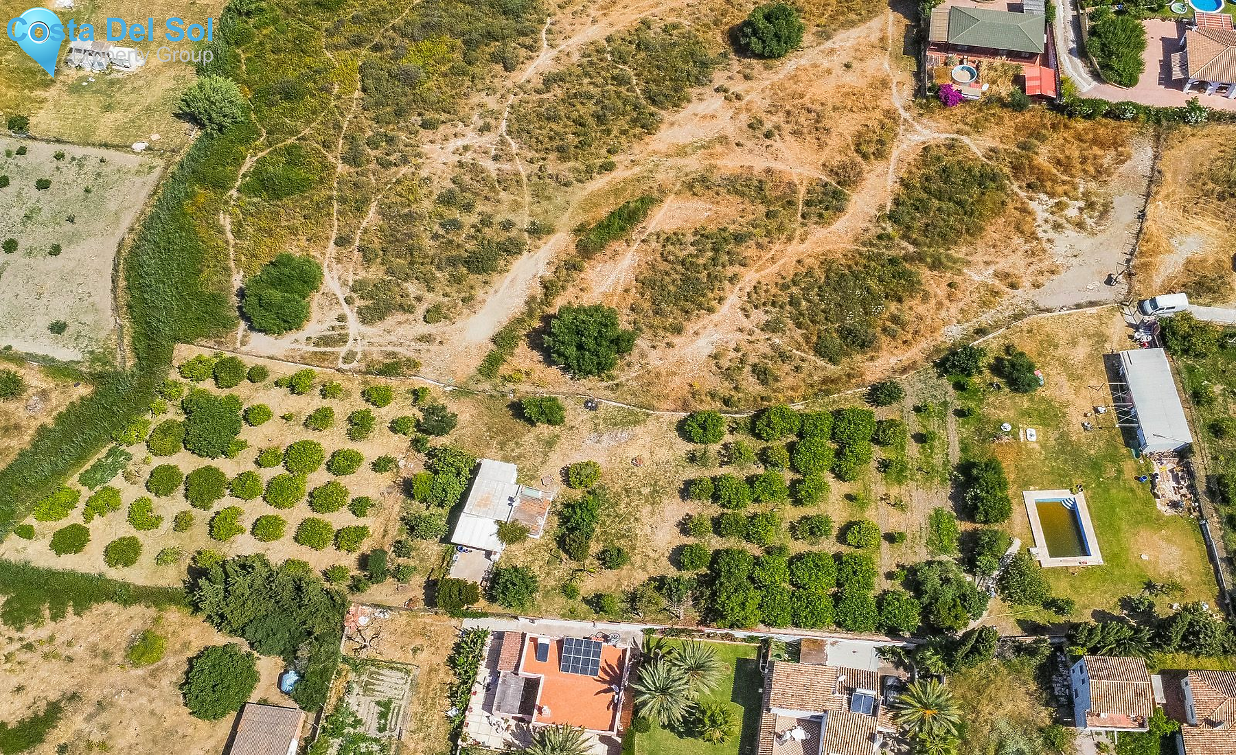 Land with Ruin in Estepona-1162618