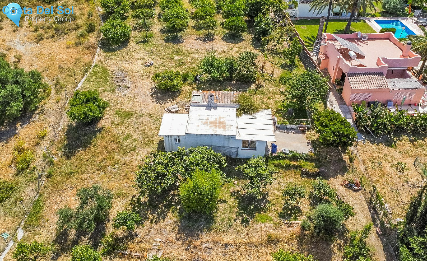 Land with Ruin in Estepona-1162619