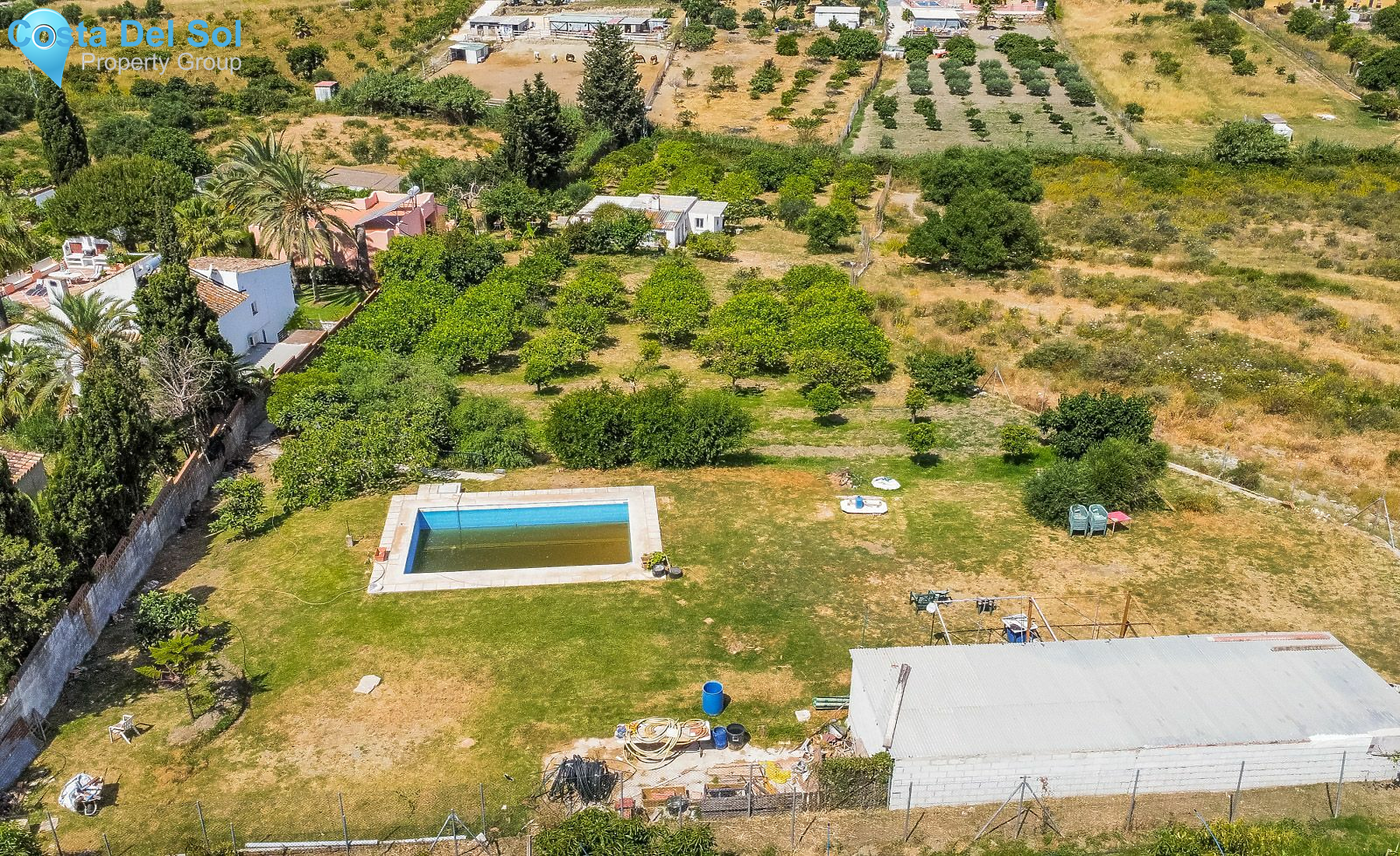 Land with Ruin in Estepona-1162620