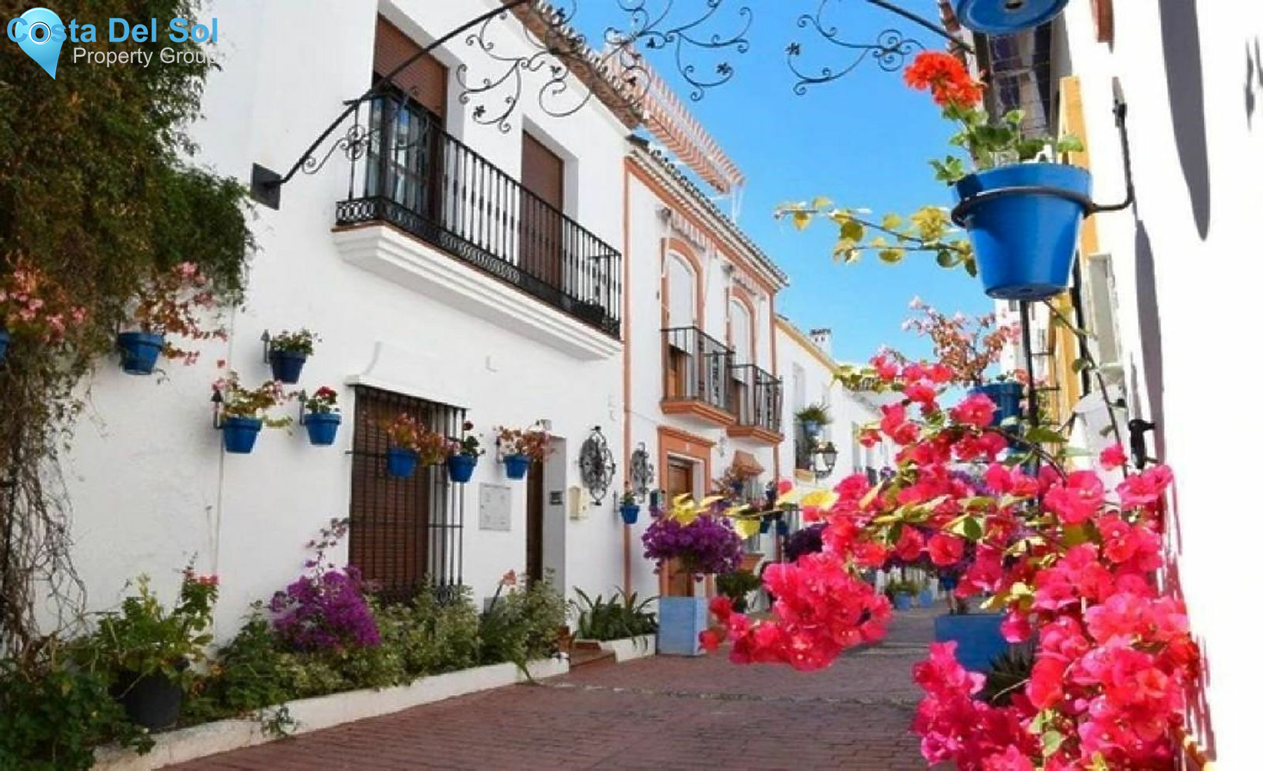 Land with Ruin in Estepona-1430627
