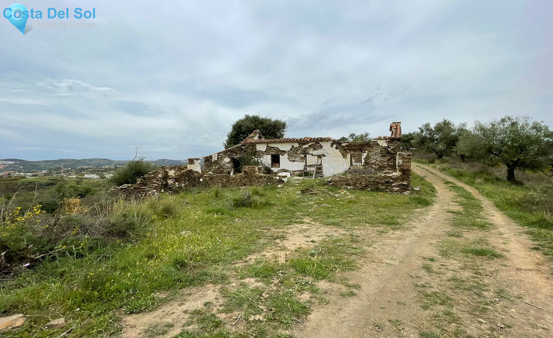 Land with Ruin in La Cala-1155719