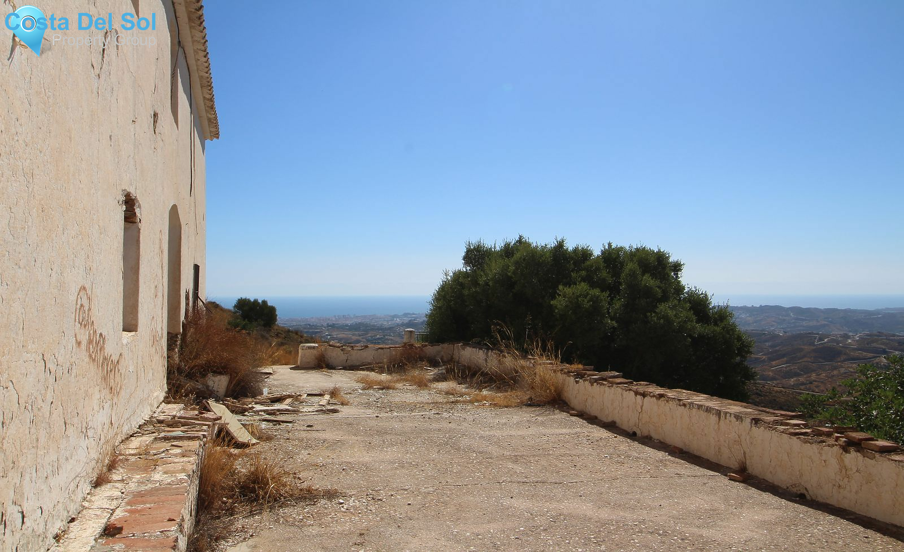 Land with Ruin in Mijas