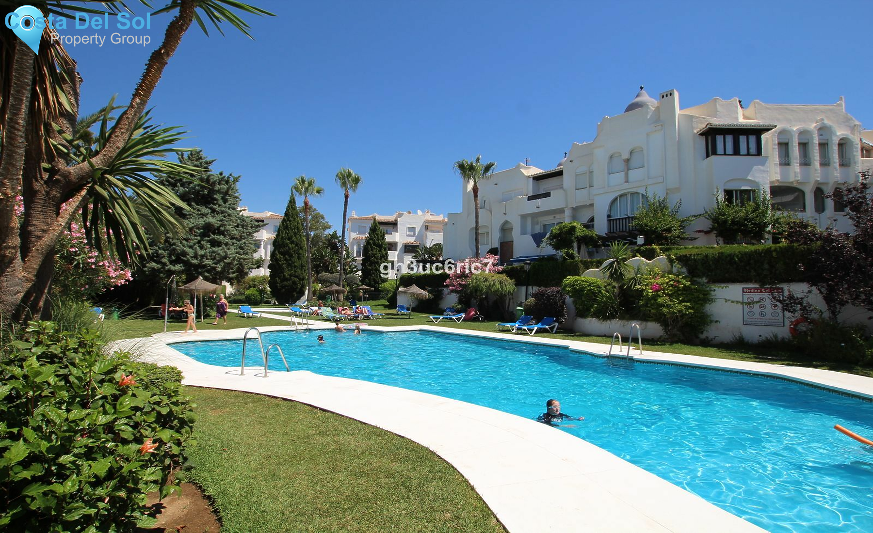 Middle Floor Studio in Calahonda-1389497